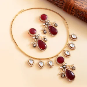 Hasli Elegant Red Kundan-Studded Golden Necklace Set
